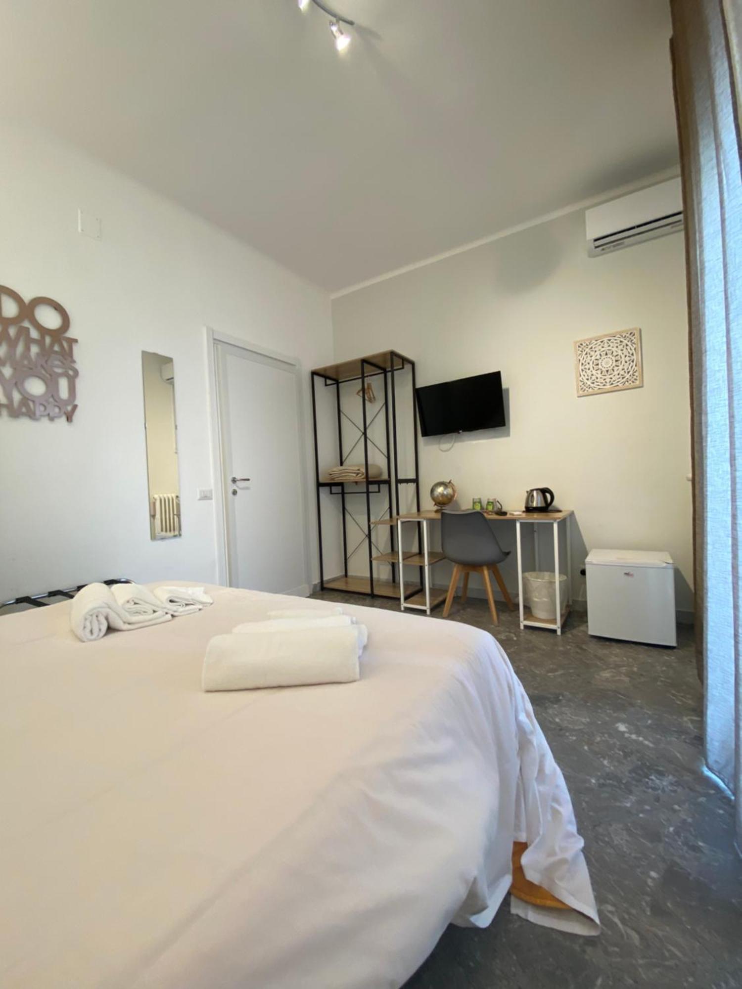 Stanze Di Sofia Hotel Bari Eksteriør billede